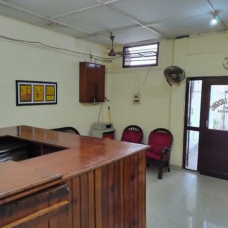 Chandrupal Lodging Guwahati Eksteriør billede